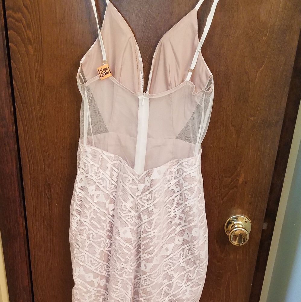 Gorgeous evening dress - Picture 2 of 5